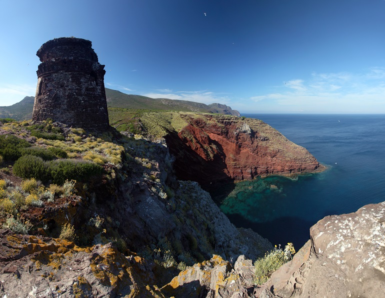 Old tower on Capraia island, Tuscan Archipelago National Park (© Honzahruby | Dreamstime.com)
