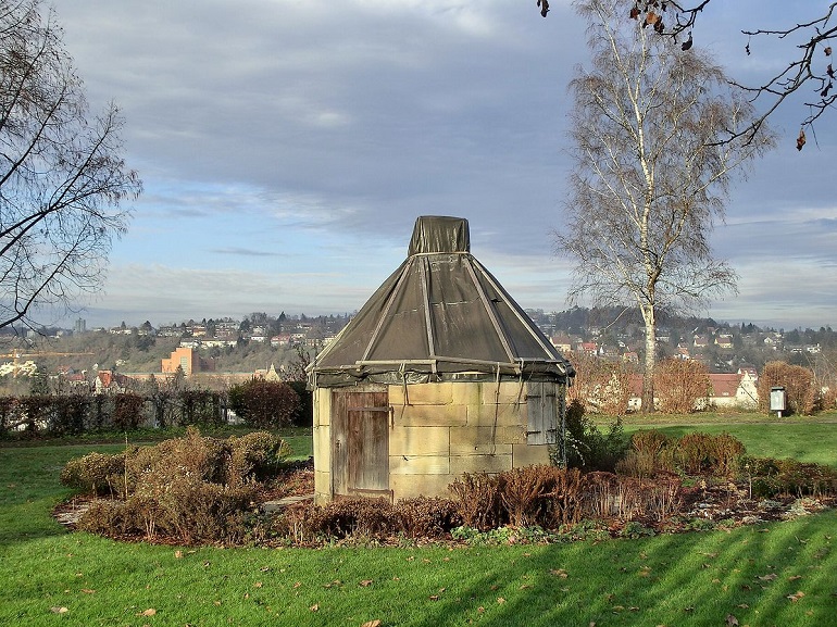 Bohnenberger Observatory, Tübingen (photo by Felix König - CC BY 3.0)