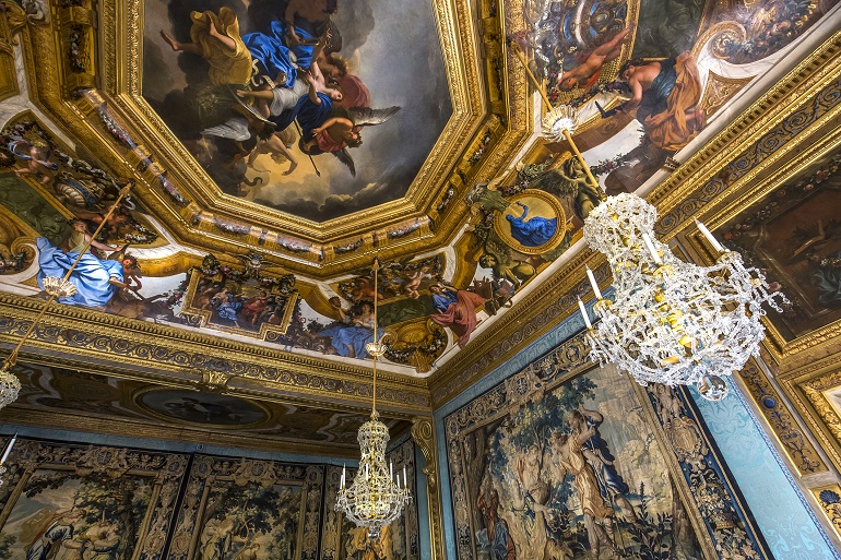Interior of the Château de Vaux-le-Vicomte (© Photogolfer | Dreamstime.com)