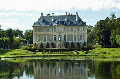 Château de Vendeuvre, Normandy, France (photo by Teysla, modified by Maciamo - CC BY-SA 3.0)