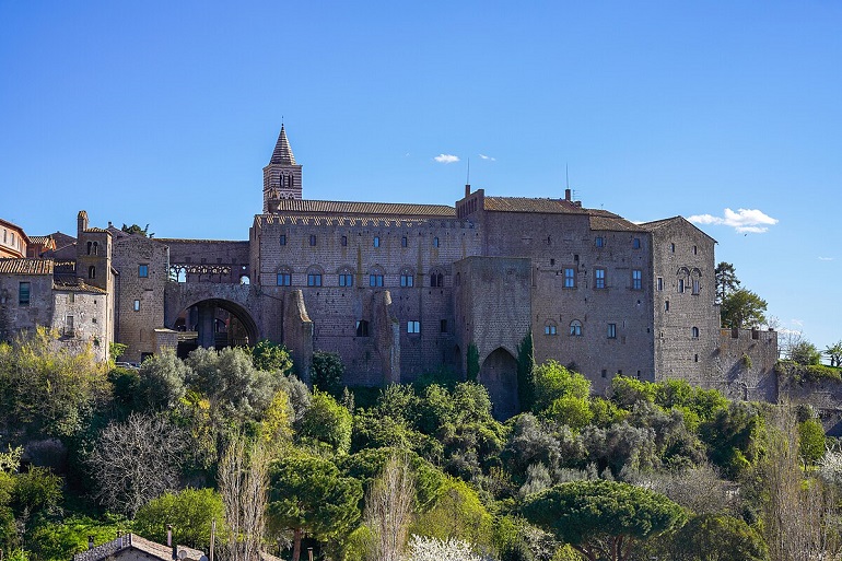Papal Palace, Viterbo (photo by NikonZ7II - CC BY-SA 4.0)