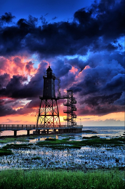 Dorum Lighthouse, Wadden Sea National Park (photo from Pixabay)