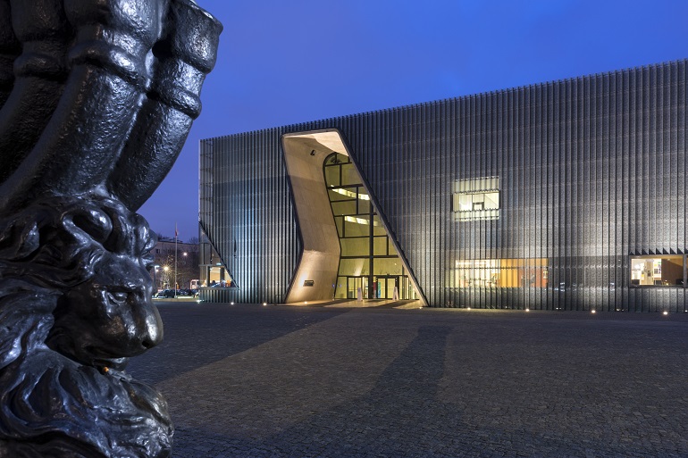 Museum of the History of Polish Jews in Warsaw (© Jacek Placek | Dreamstime.com)