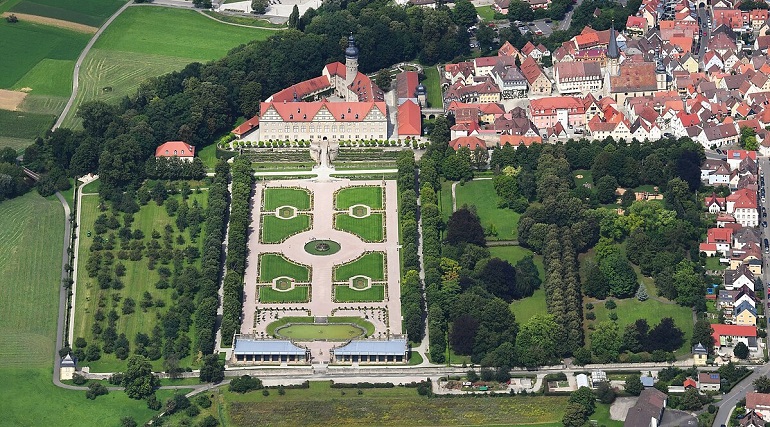 Weikersheim Castle (photo by Carsten Steger - CC BY-SA 4.0)
