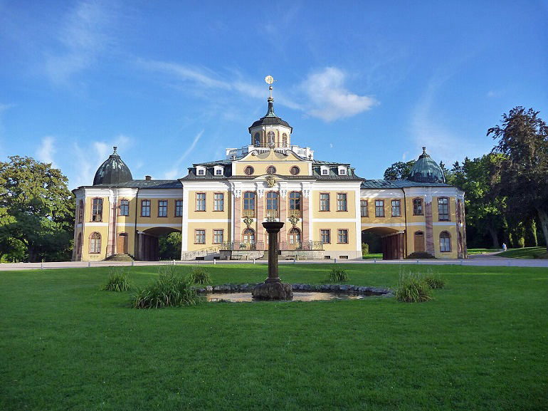 Belvedere Palace, Weimar (photo by StapelChips - CC BY-SA 3.0)