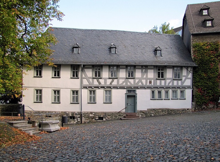 Lotte House, Wetzlar (photo by Dontworry - CC BY-SA 3.0)