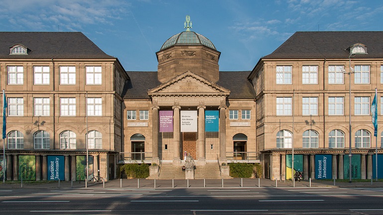 Museum Wiesbaden (photo by Martin Kraft - CC BY-SA 3.0)