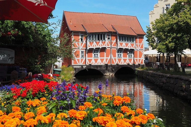 The Vault, Wismar (photo by André Bauer from Pixabay)