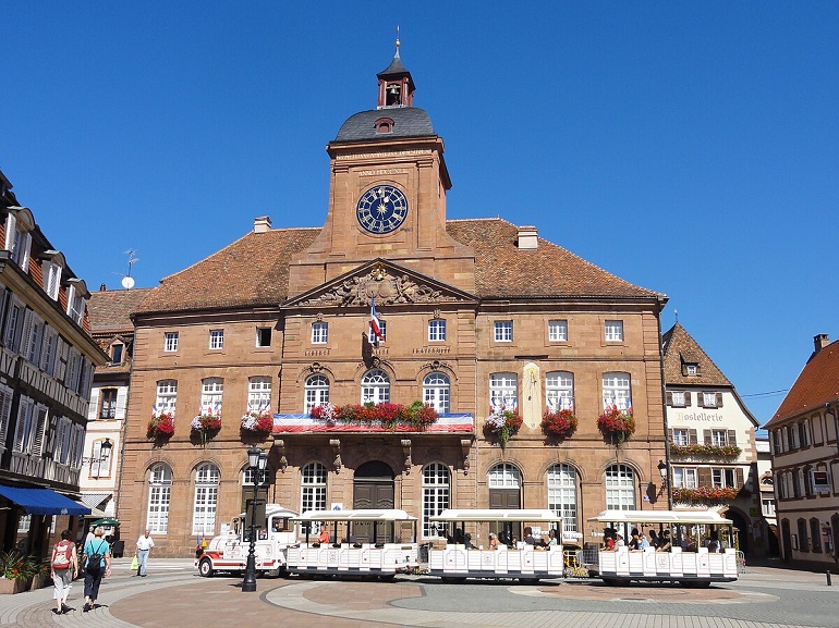Town Hall of Wissembourg, Alsace (© Ralph Hammann - Wikimedia Commons - CC BY-SA 4.0)