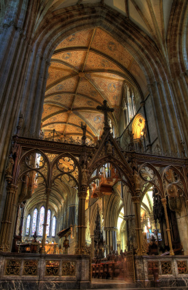 Choir of Worcester Cathedral (&copy; John Burnett | iStockphoto.com)
