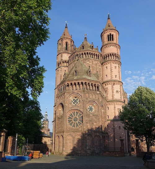 Worms Cathedral (photo by Franzfoto - CC BY-SA 4.0)