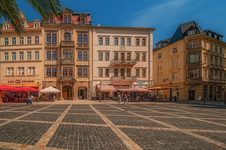 Market Square, Zittau (photo by Peter Morth from Pixabay)
