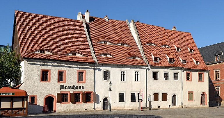 Priesterhäuser, Zwickau (photo by André Karwath aka Aka - CC BY-SA 2.5)
